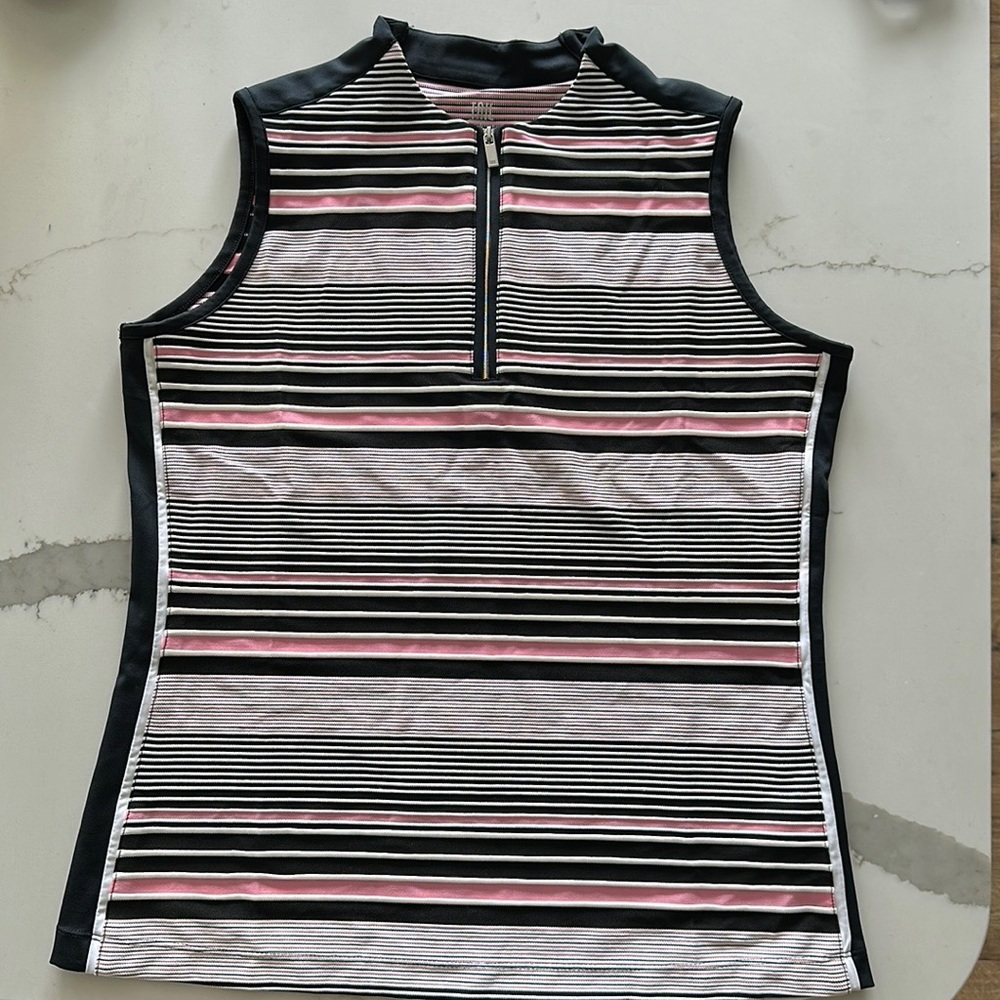 Tail sleeveless golf shirt